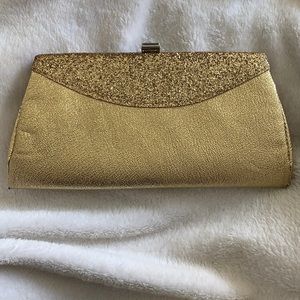 Gold clutch